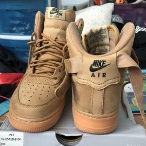 nike air high top sneakers